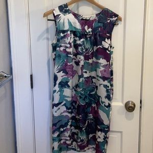 Like new flowy floral sundress
